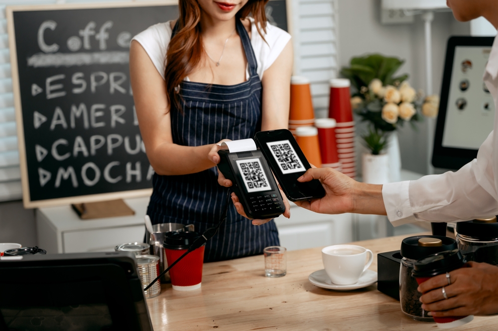 QR-payment-asian-woman